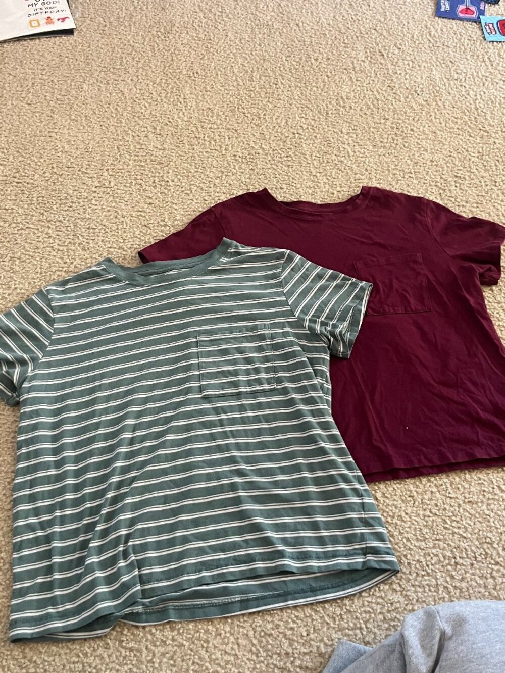 Junior's Pocket T-Shirts Large
